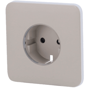 Proteção frontal para ficha inteligente tipo F - Compatível com AJ-OUTLETCORE-SMART - Indicador LED do estado da tomada e do consumo de energia - Botão tátil para controlo manual - Feedback LED - Cor de azeitona